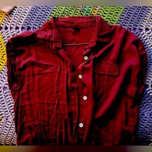 Fitted button up top